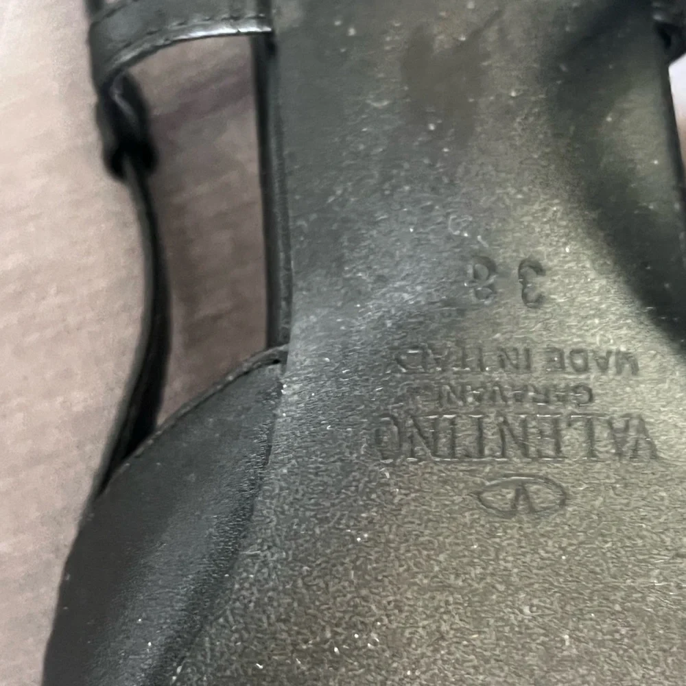 Valentino Black Heels with Pointed Toe and Slingback Straps - Picture 2 of 3